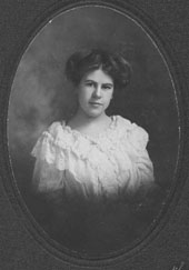 Anita May Julien, 1907